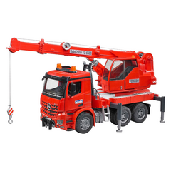 BRUDER Tovornjak Mercedez Benz Arocs z dvigalom