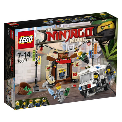 Lego Ninjago Lov po mestu - 70607
