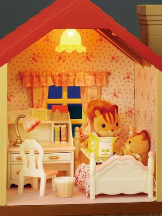 Velika hiša z lučjo Sylvanian Families - darilni set F
