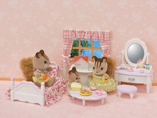 Otroška spalnica in toaletna mizica Sylvanian Families set